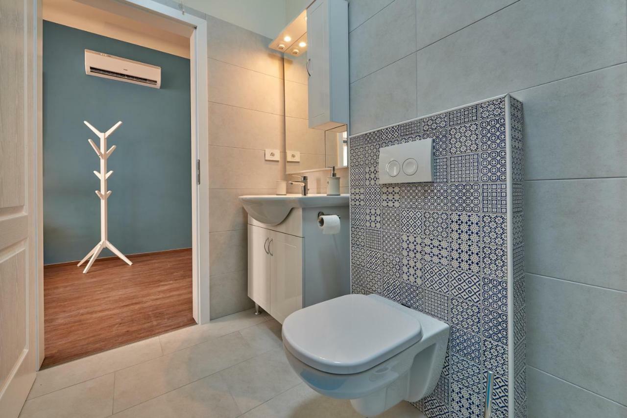 Appartamento Old Romanitic 1 With Free Private Parking